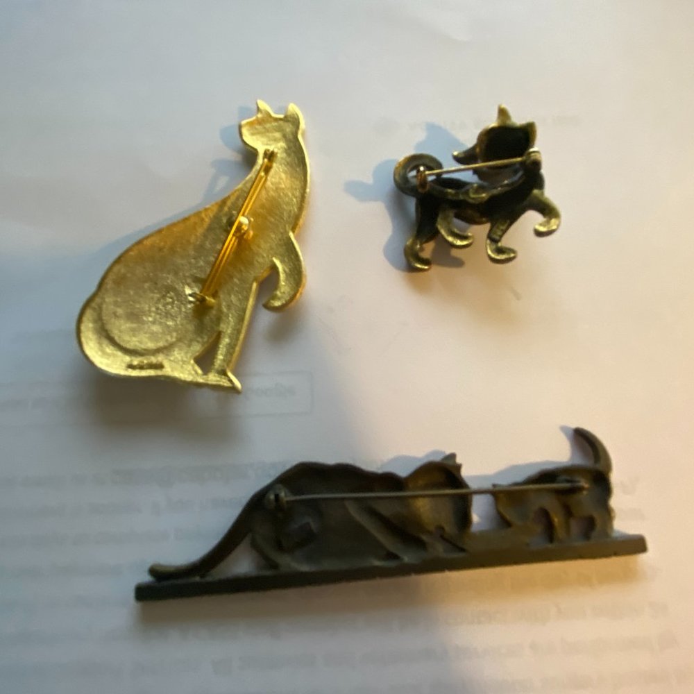 3 Xs JJ Jonette Cat Pins - Picture 9 of 10